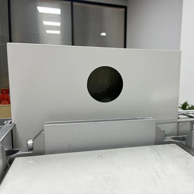 Painel de sanduíche ventilado